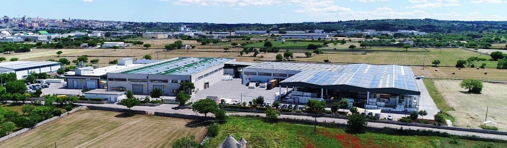 Arrigoni conclut avec succès l'acquisition d'EMIS, société française spécialisée dans la distribution de produits agricoles. Cette opération renforce la position d'Arrigoni sur le marché français et élargit sa gamme de produits.